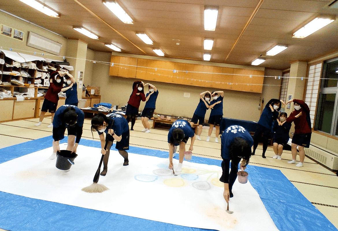 Yamagata West High School Calligraphy Club